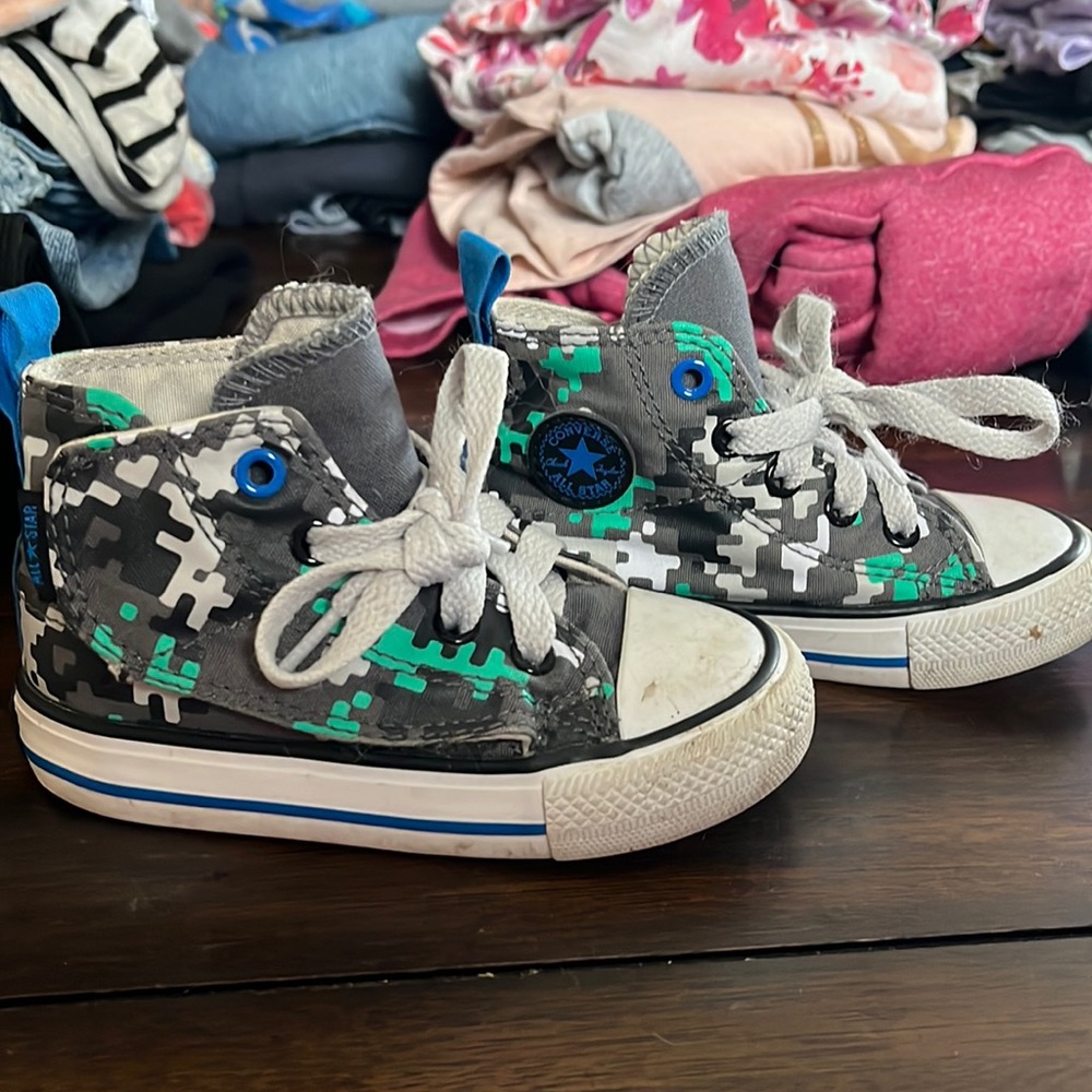 Easy on converse